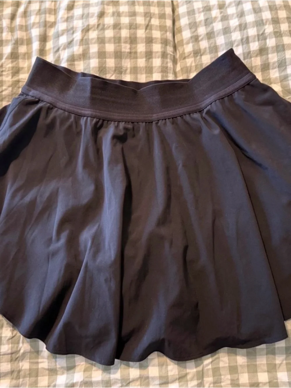 Lululemon Court Rival Skirt size 8
